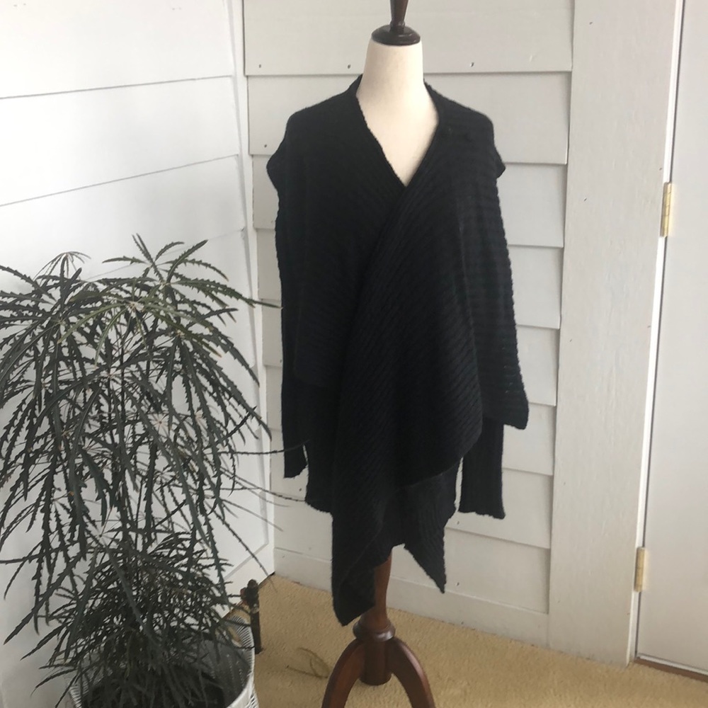 Jennifer Lopez black asymmetrical cardigan size Large